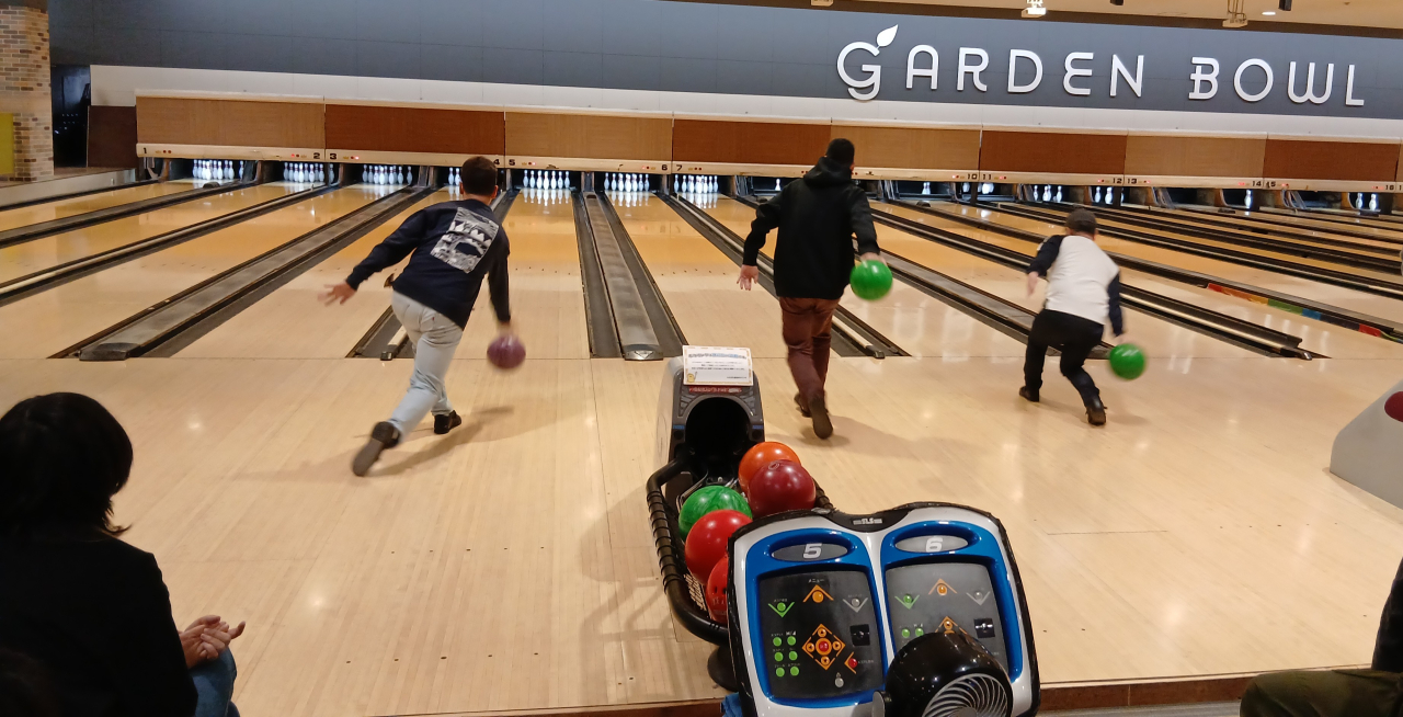 社内ボウリング大会を開催しました